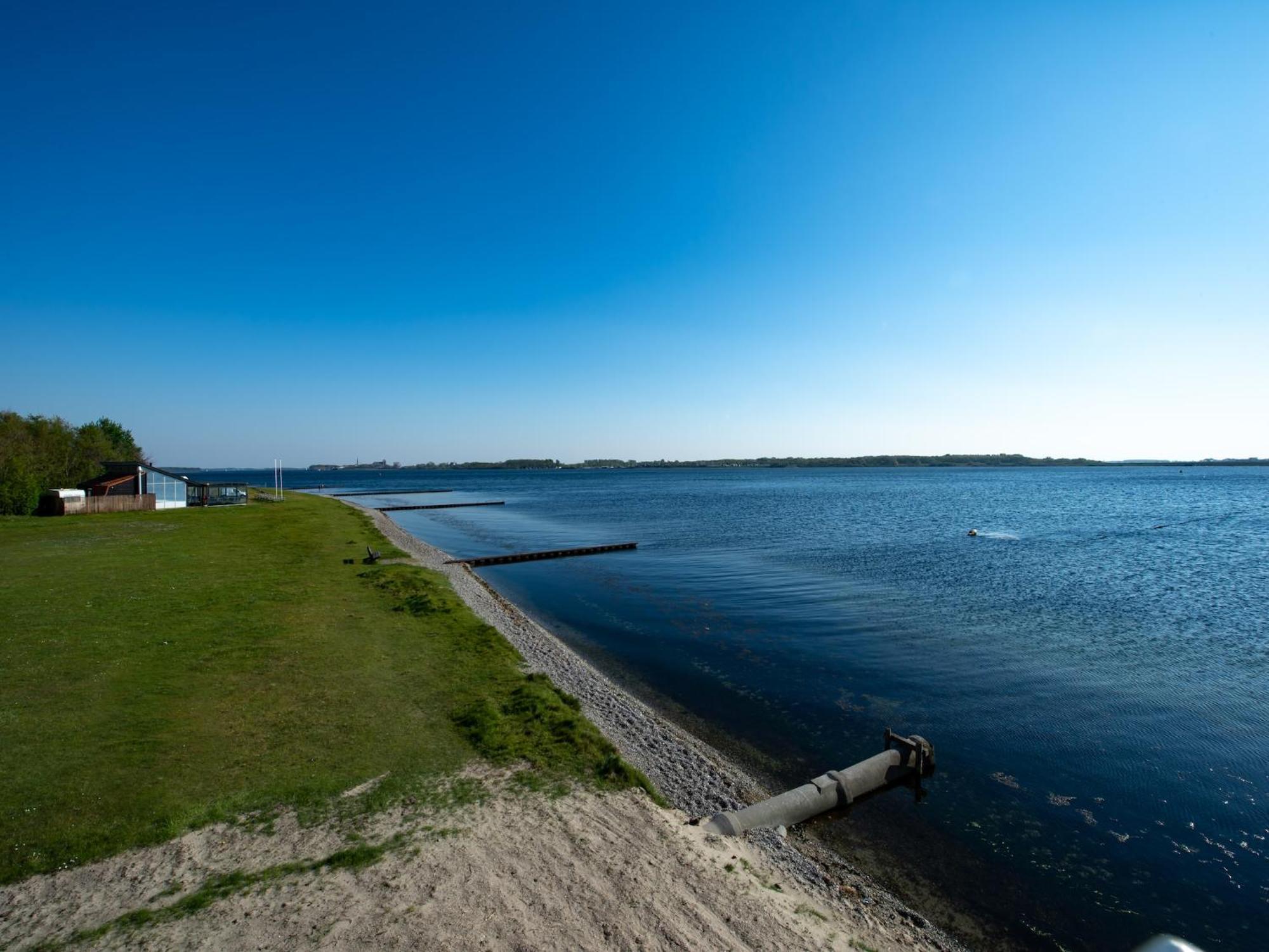 Ferienwohnung Waterfront Penthouse With Roof Terrace And Private Jetty Kamperland Exterior foto