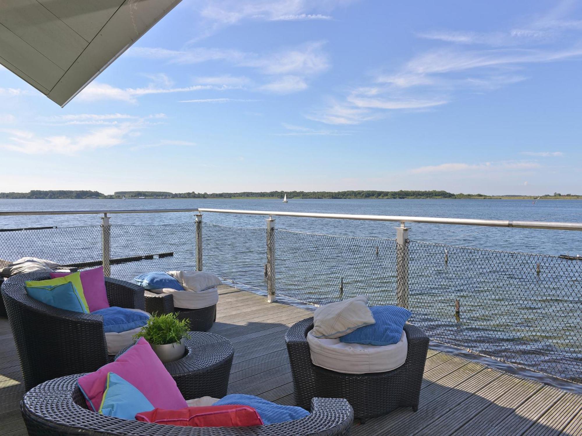 Ferienwohnung Waterfront Penthouse With Roof Terrace And Private Jetty Kamperland Exterior foto