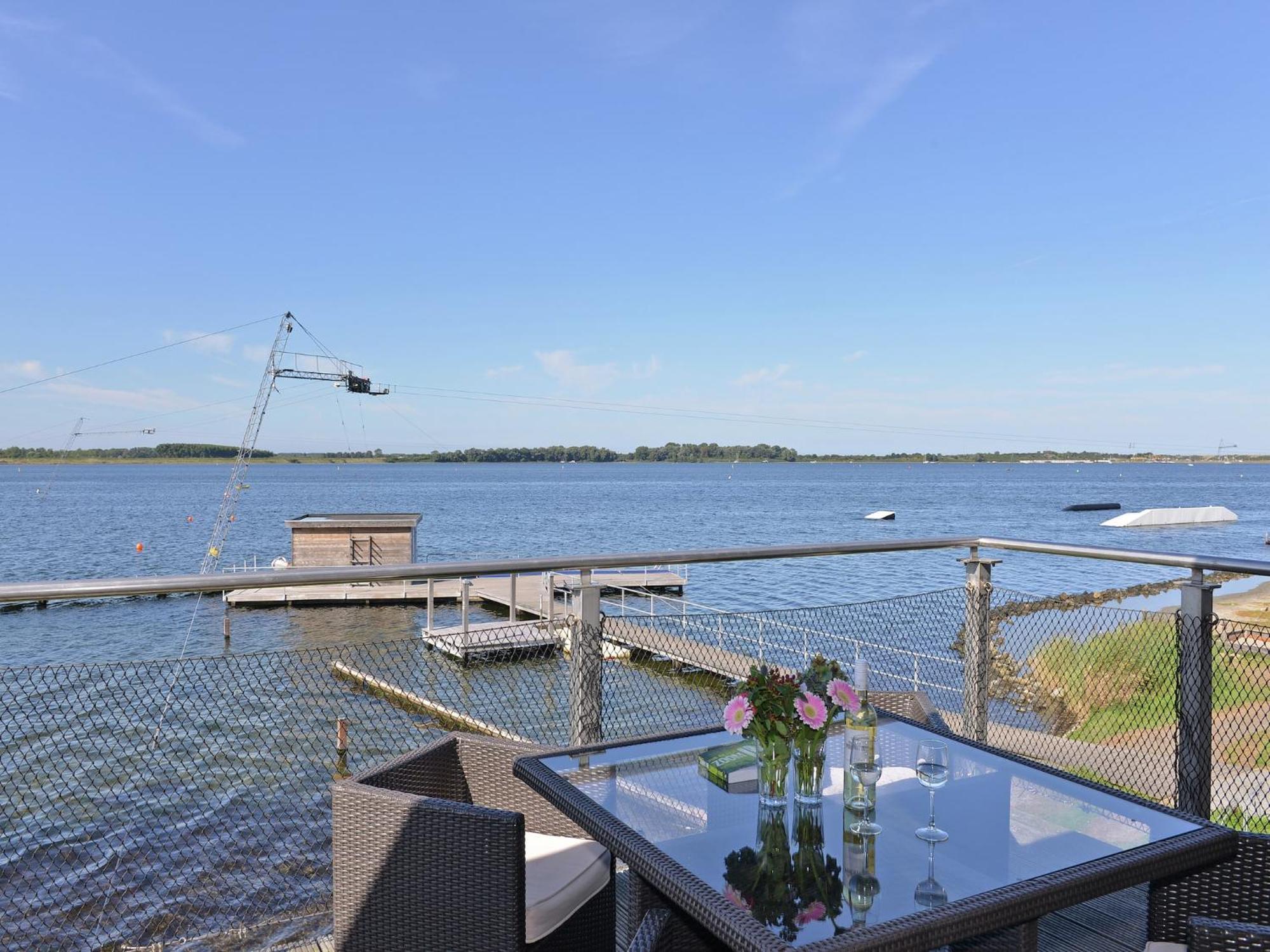 Ferienwohnung Waterfront Penthouse With Roof Terrace And Private Jetty Kamperland Exterior foto