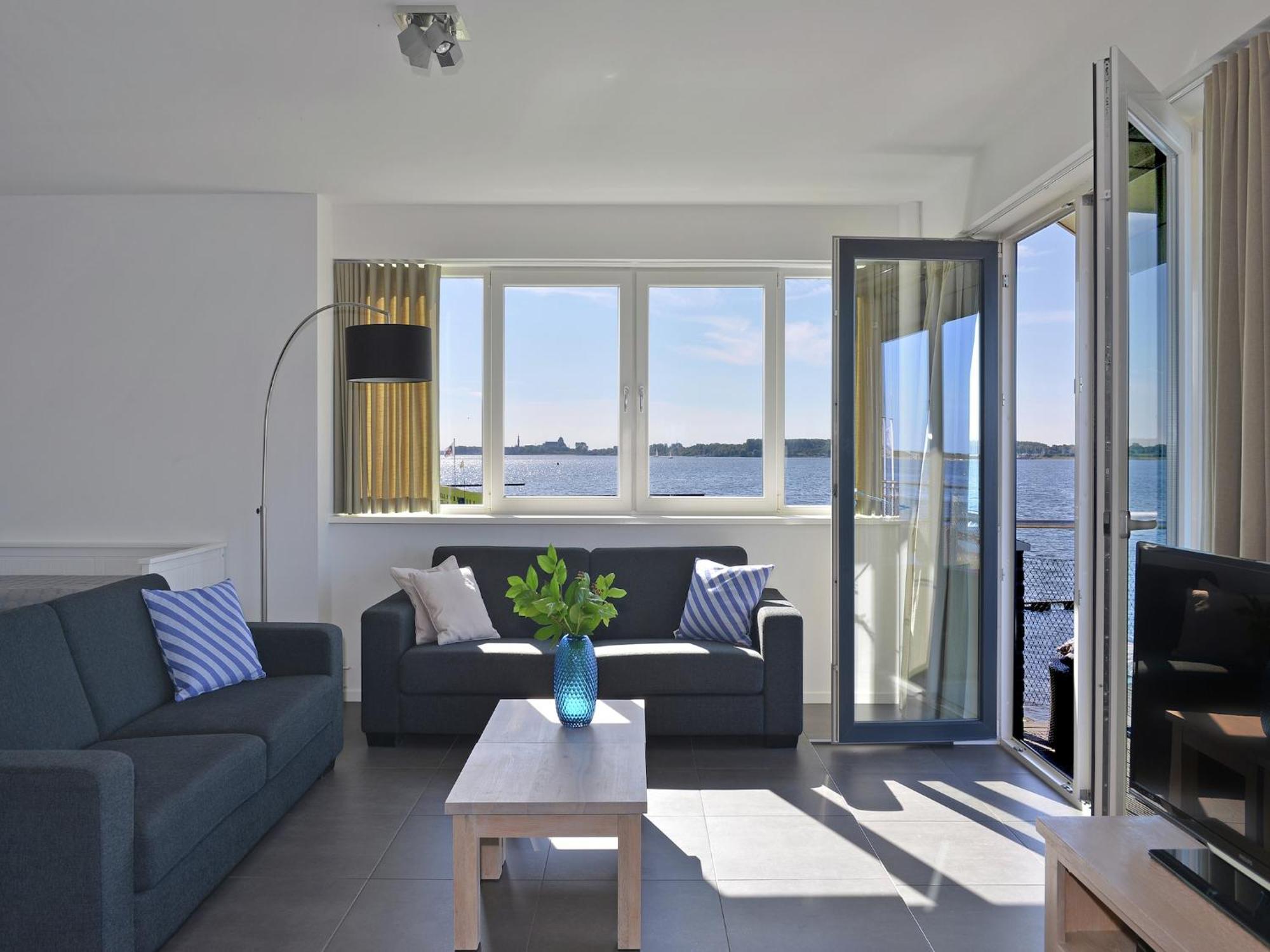 Ferienwohnung Waterfront Penthouse With Roof Terrace And Private Jetty Kamperland Exterior foto